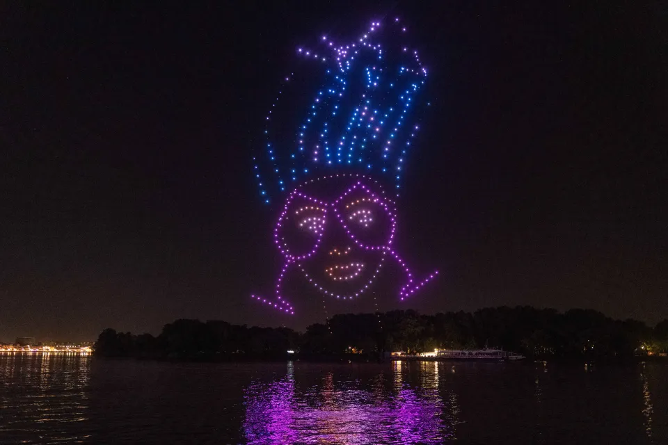 the-bordeaux-wine-festival-a-unique-drone-show